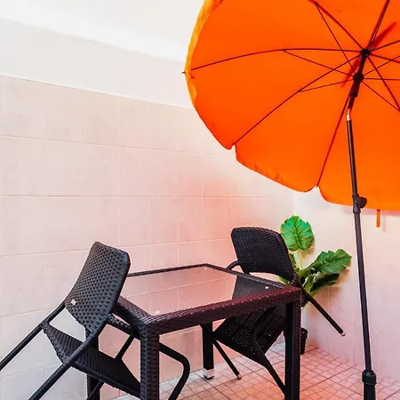 Close To Belem, With A Terrace Ii Apartment